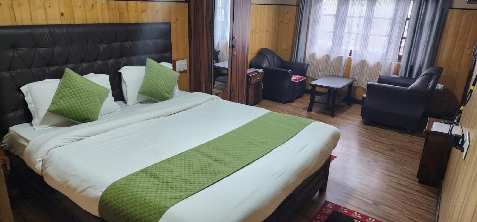 Veronica Alpina Mountain View Home دارجيلنغ المظهر الخارجي الصورة
